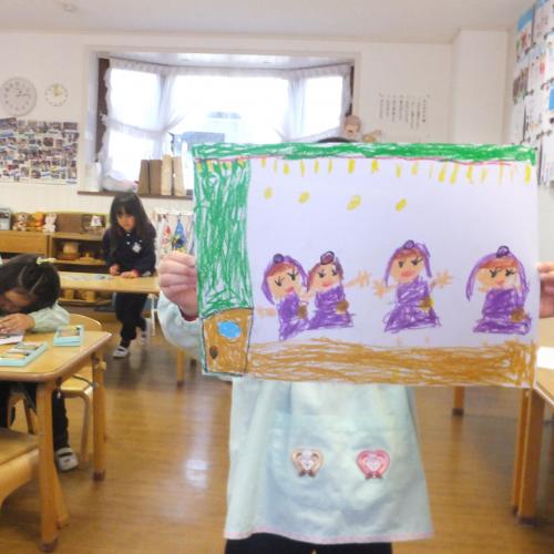 お遊戯会の絵を描きました
