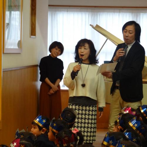 みんな歌う