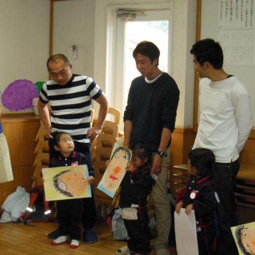 パパのお顔似てるかな？
