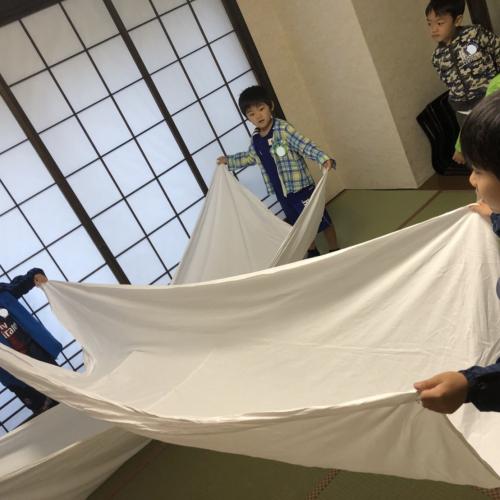 おふとん片付け隊